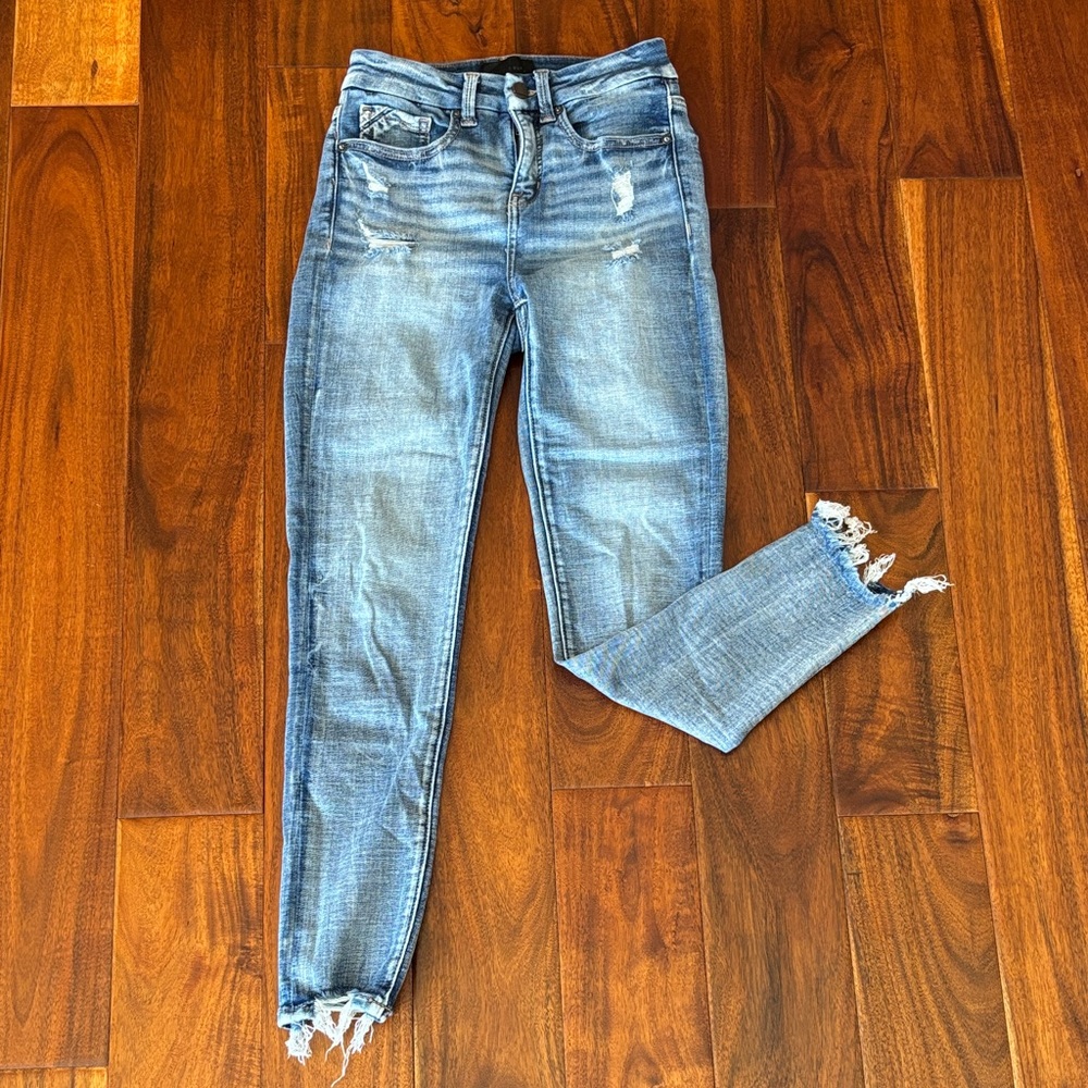 Buckle Light Blue Distressed Skinny Jeans
